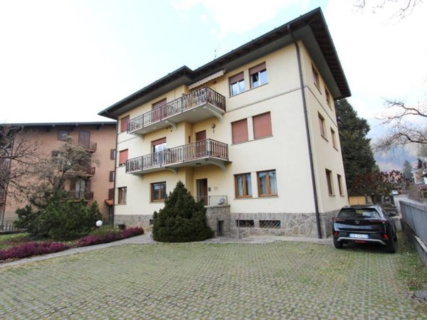 appartamento in vendita a Rovetta