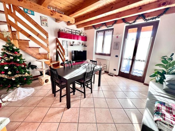 appartamento in vendita a Rovetta