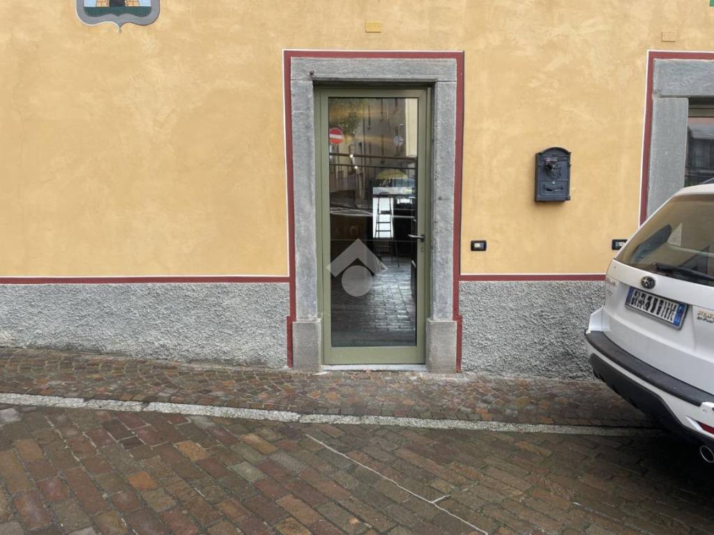 ufficio in vendita a Rovetta