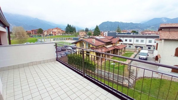appartamento in vendita a Rovetta
