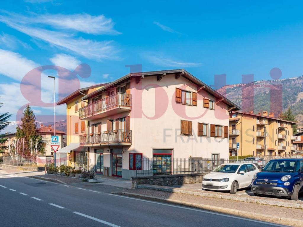 appartamento in vendita a Rovetta