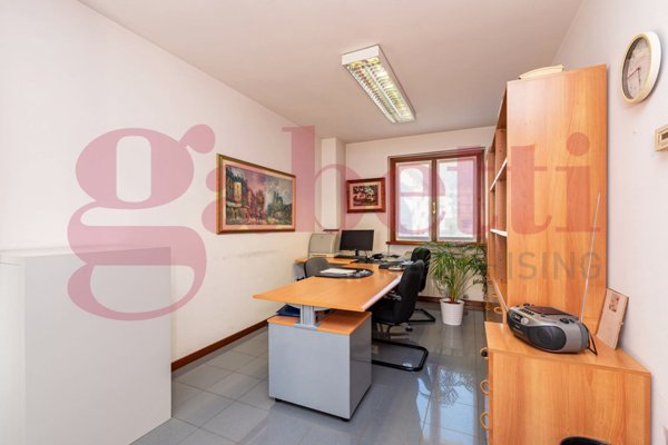 ufficio in vendita a Rovetta