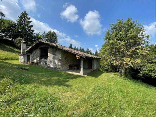 casale in vendita a Rovetta