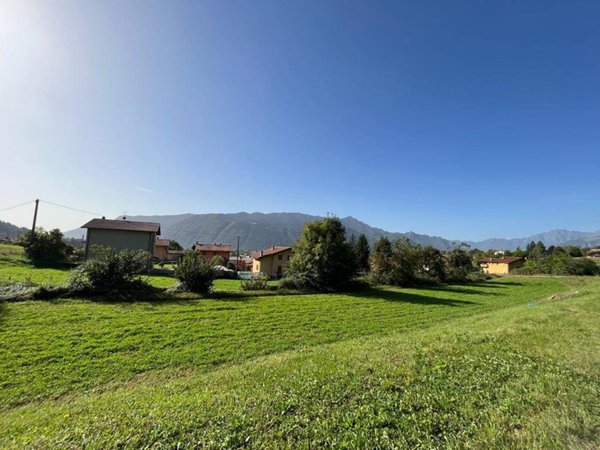 terreno edificabile in vendita a Rovetta