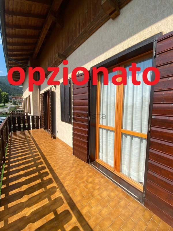 appartamento in vendita a Rovetta