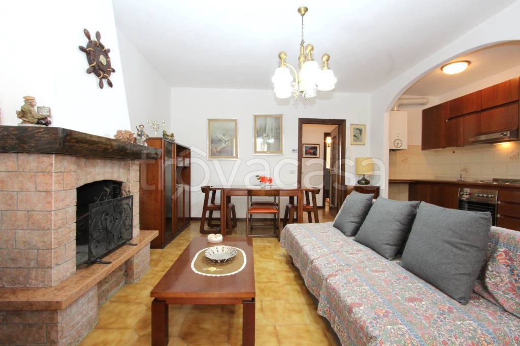 appartamento in vendita a Rovetta