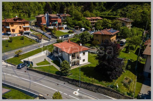 casa indipendente in vendita a Rovetta