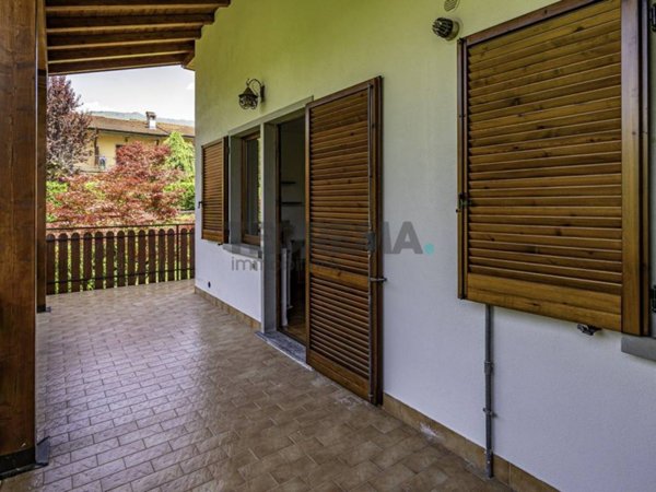 appartamento in vendita a Rovetta