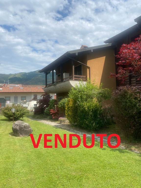 appartamento in vendita a Rovetta