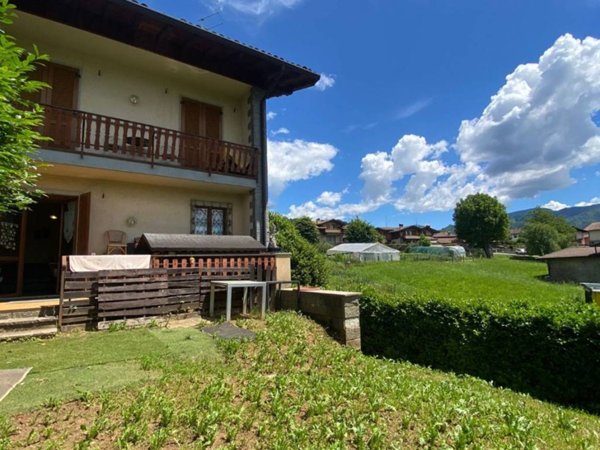 casa indipendente in vendita a Rovetta