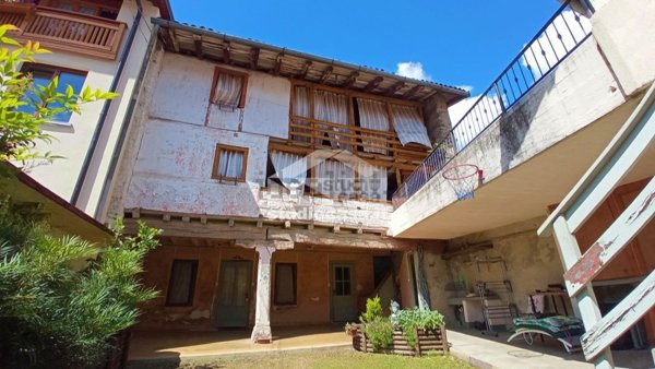 casa indipendente in vendita a Rovetta