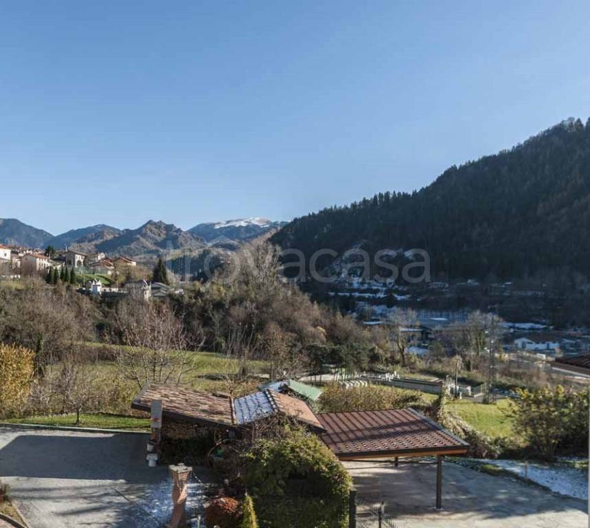 appartamento in vendita a Rovetta