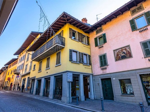 appartamento in vendita a Rovetta