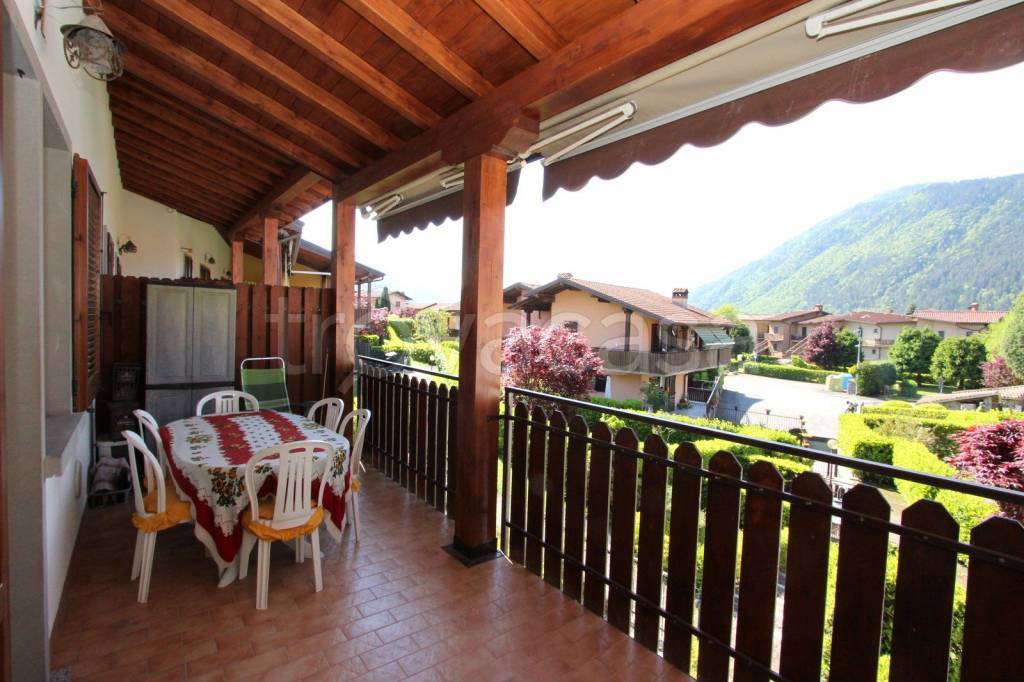 appartamento in vendita a Rovetta