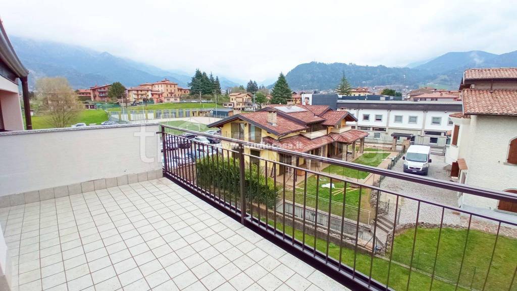 appartamento in vendita a Rovetta