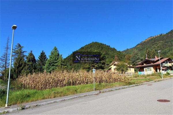 casa indipendente in vendita a Rovetta