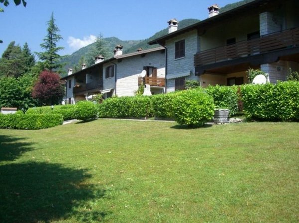 appartamento in vendita a Rovetta