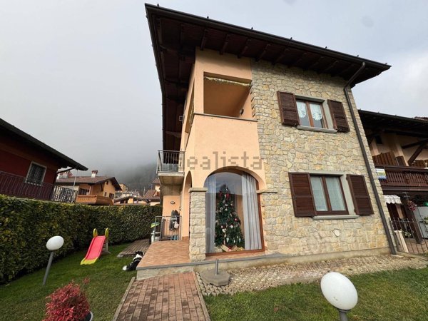 appartamento in vendita a Rovetta