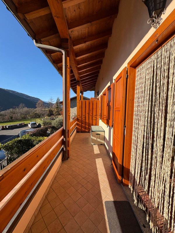 appartamento in vendita a Rovetta