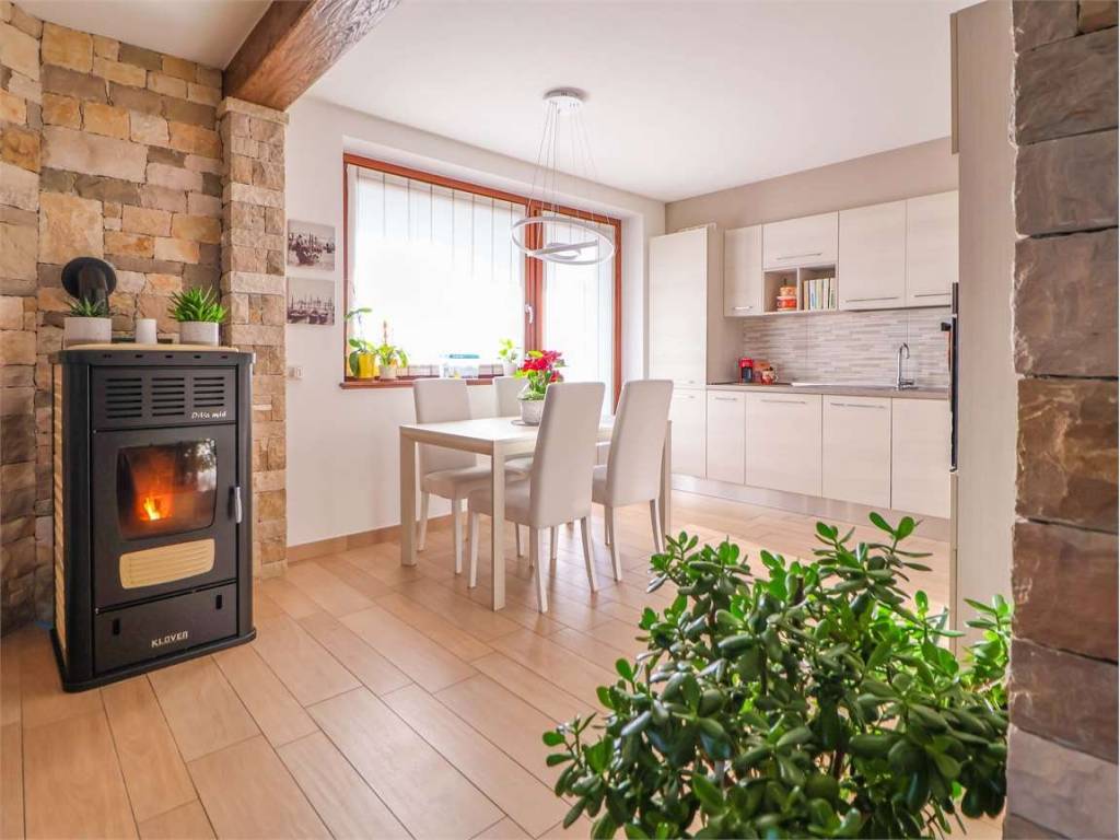 appartamento in vendita a Rovetta