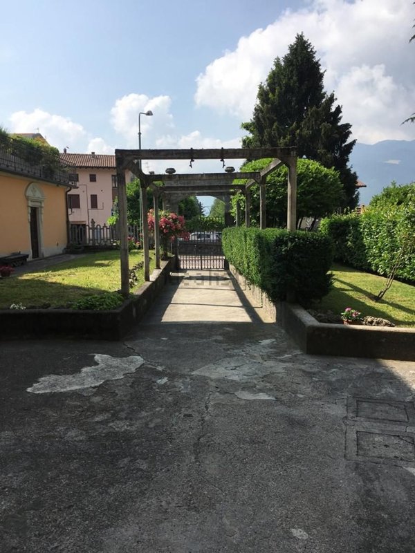 appartamento in vendita a Rovetta