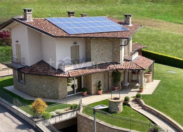 casa indipendente in vendita a Rovetta