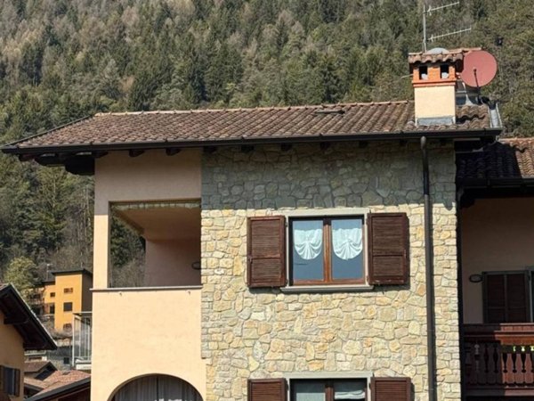 appartamento in vendita a Rovetta