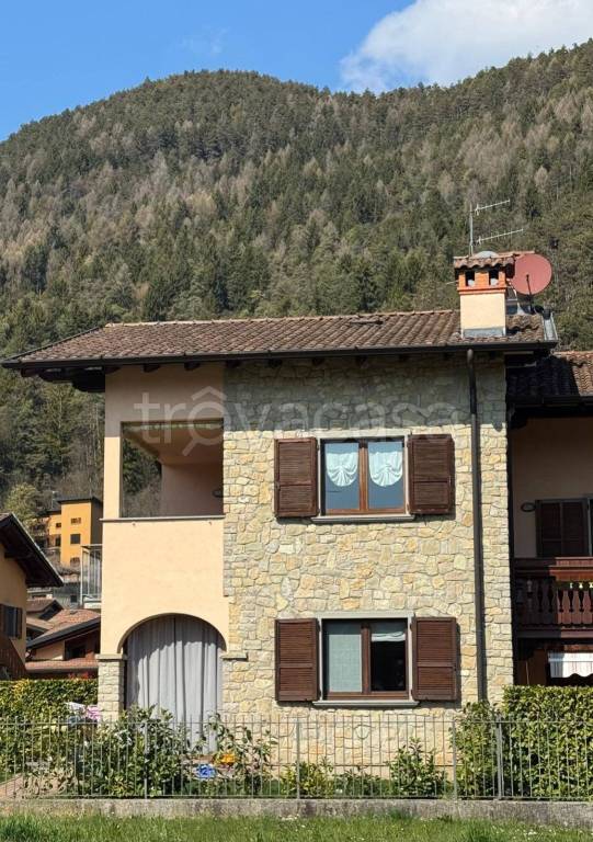 appartamento in vendita a Rovetta