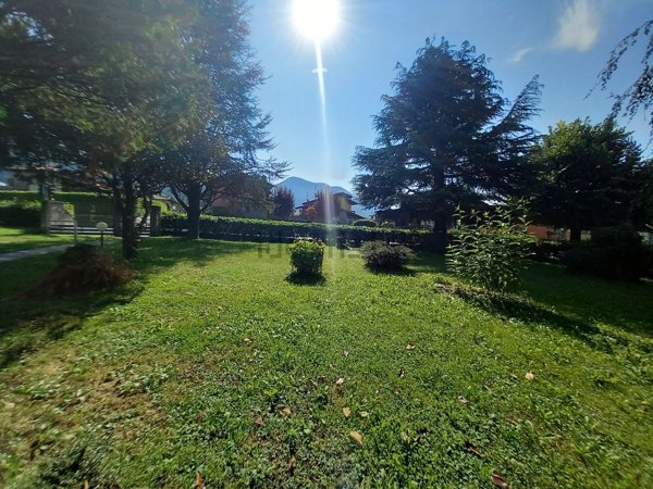 appartamento in vendita a Rovetta