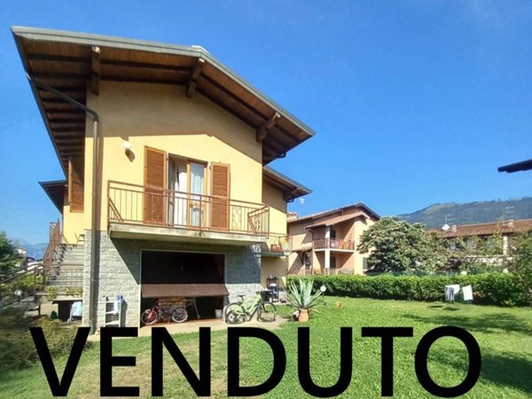 casa indipendente in vendita a Rovetta