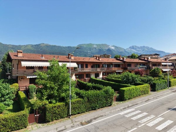 appartamento in vendita a Rovetta in zona Conca Verde