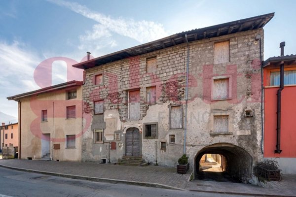 casale in vendita a Rovetta in zona Conca Verde