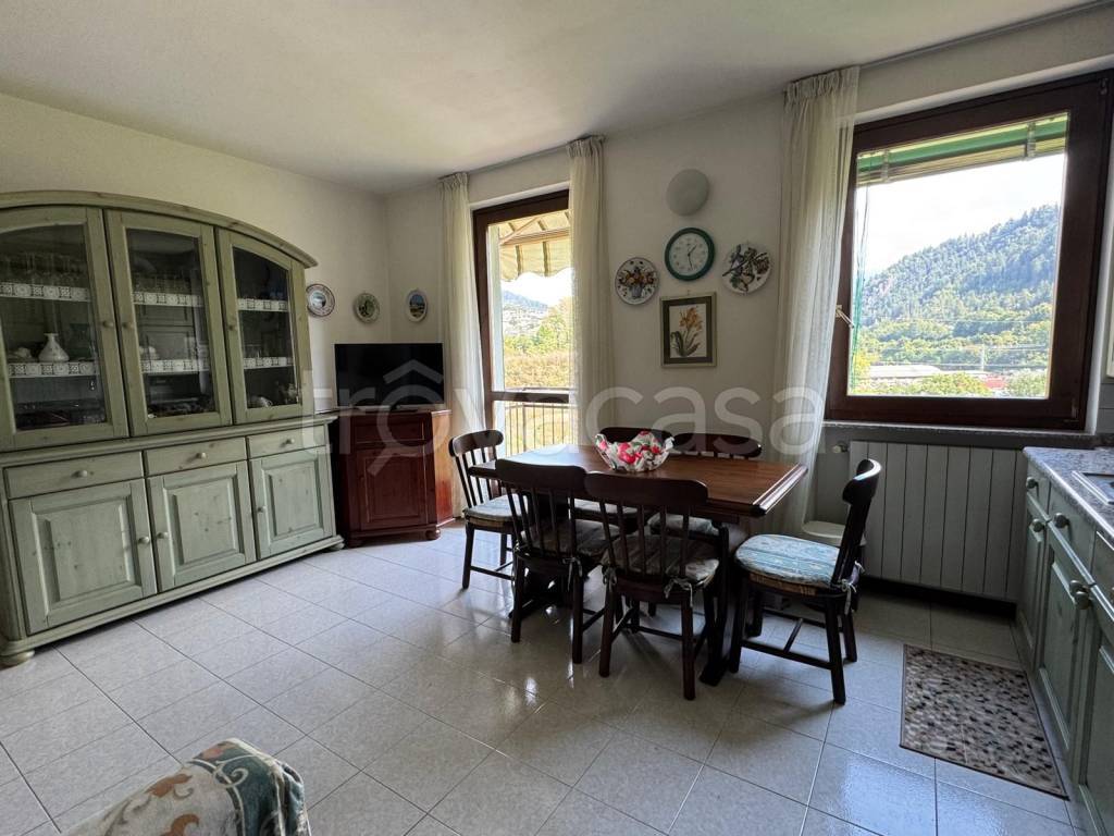 appartamento in vendita a Rovetta in zona Conca Verde
