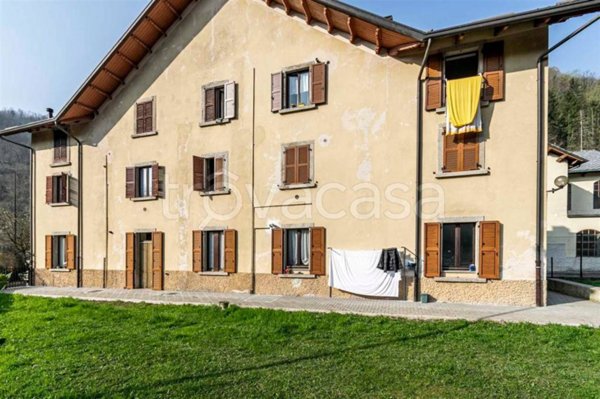 appartamento in vendita a San Giovanni Bianco in zona Roncaglia