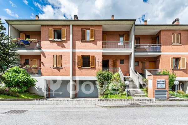 casa indipendente in vendita a San Giovanni Bianco