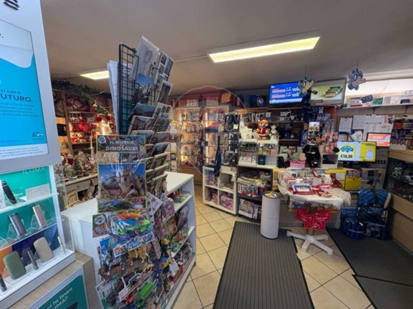 negozio in vendita a San Giovanni Bianco
