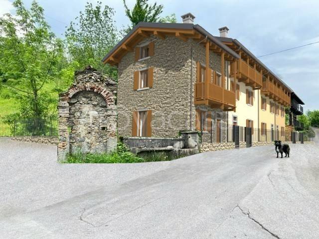 casa indipendente in vendita a San Giovanni Bianco in zona Roncaglia