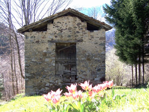 casale in vendita a San Giovanni Bianco