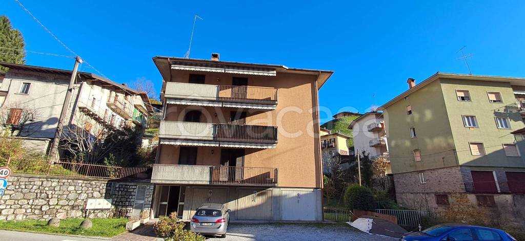 appartamento in vendita a San Giovanni Bianco