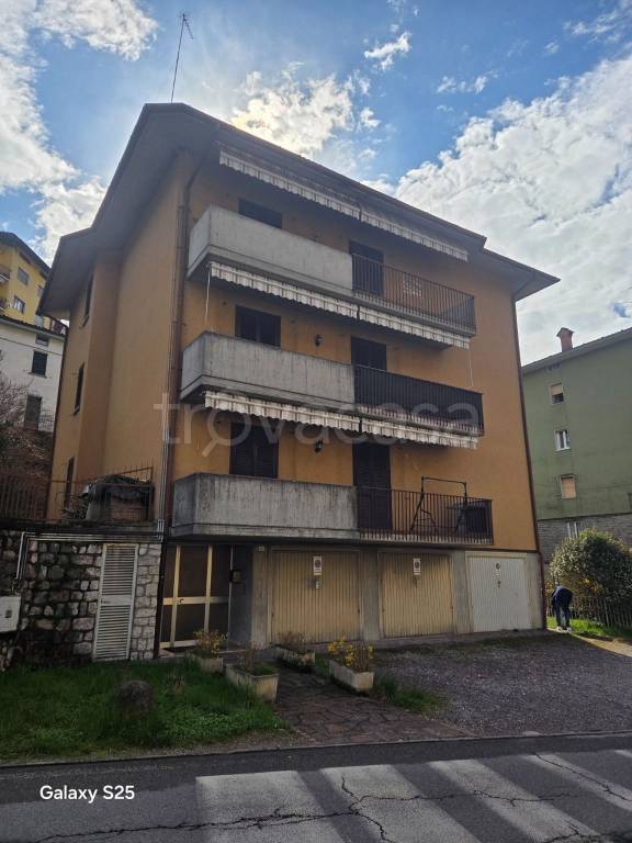 appartamento in vendita a San Giovanni Bianco