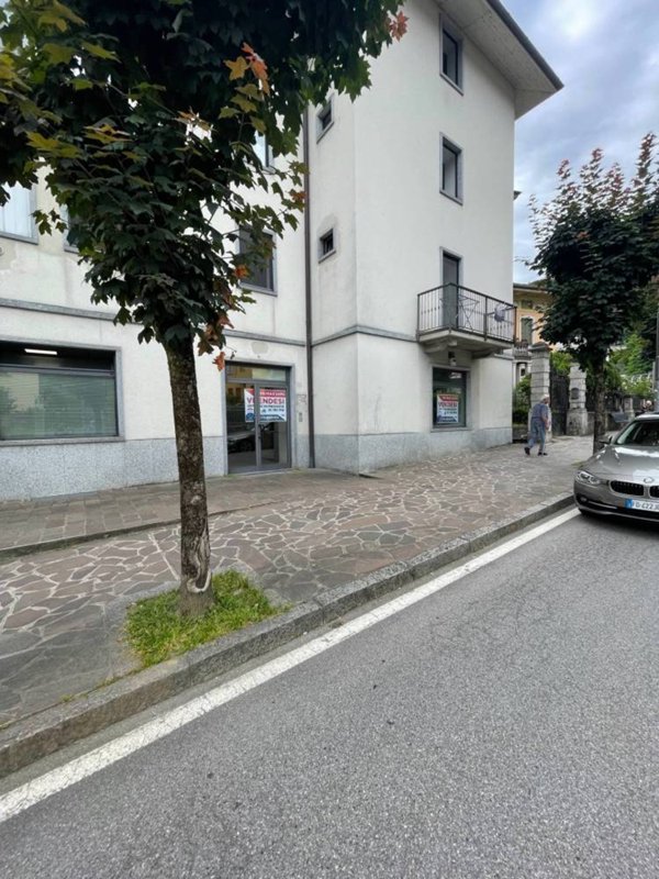 ufficio in vendita a San Giovanni Bianco