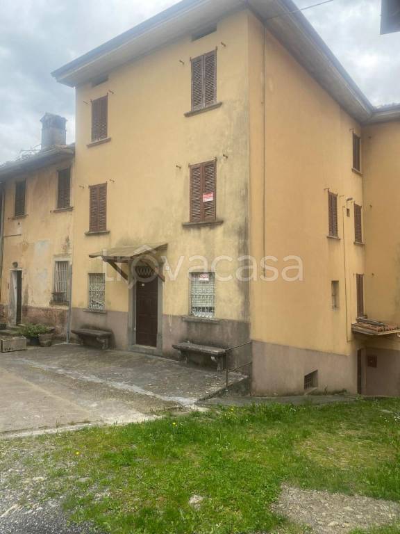casa indipendente in vendita a San Giovanni Bianco in zona Costa San Gallo