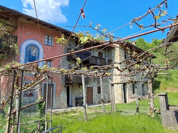 casa indipendente in vendita a San Giovanni Bianco