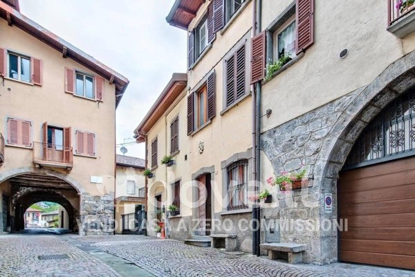 negozio in vendita a San Giovanni Bianco