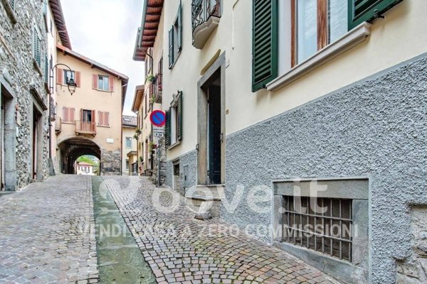 negozio in vendita a San Giovanni Bianco