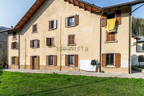 appartamento in vendita a San Giovanni Bianco in zona Roncaglia