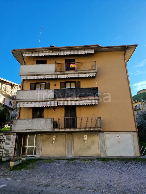 appartamento in vendita a San Giovanni Bianco