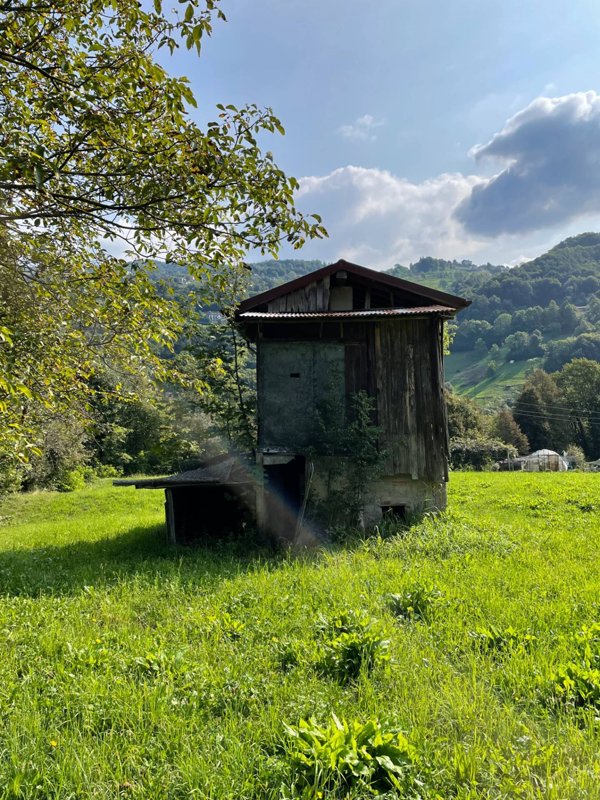 casale in vendita a San Giovanni Bianco in zona Fuipiano al Brembo