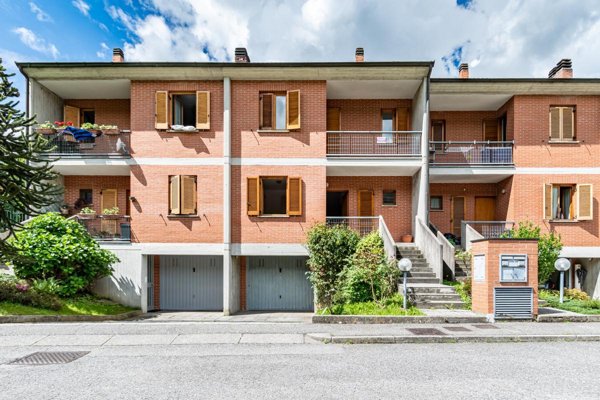 casa indipendente in vendita a San Giovanni Bianco