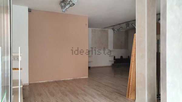 ufficio in vendita a San Giovanni Bianco